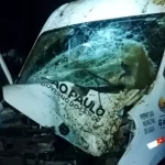 Acidente com ambulância mata cavalo e assusta passageiros na SP-294