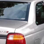 Carro furtado perto do HC é encontrado em Marília