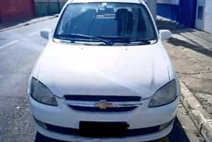 Ladrão é preso pela vítima ao tentar furtar carro em Pompeia